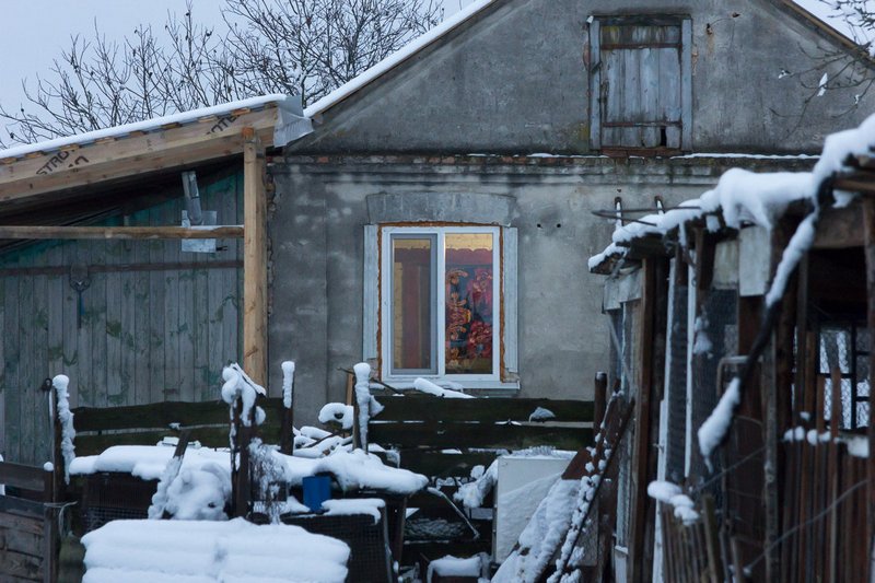 Ð¡ÑÐ°ÑÑÐ¹ Ð´Ð¾Ð¼, Ð² ÐºÐ¾ÑÑÐ¾Ð¼ Ð¶Ð¸Ð²ÐµÑ ÑÐµÐ¼ÑÑ Ð­ÐºÑÐµÐ¼Ð°, ÑÑÑÐ¾Ðº Ð¿Ð»Ð°Ð½Ð¸ÑÑÐµÑ ÑÐµÐºÐ¾Ð½ÑÑÑÑÐ¸ÑÐ¾Ð²Ð°ÑÑ