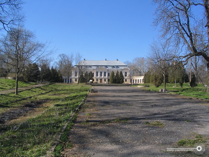 ÐÐ°Ð»Ð°Ñ XVIII ÑÑ. Ñ Ð¡Ð²ÑÑÐºÑ. ÐÐ° Ð¿Ð°Ð»Ð°ÑÐ°Ð¼ Ð¿ÐµÐ¹Ð·Ð°Ð¶Ð½Ñ Ð¿Ð°ÑÐº