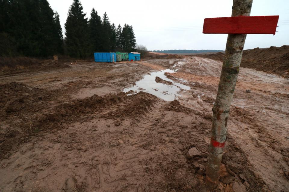 http://greenbelarus.info/articles/15-01-2015/kompaniya-veles-mit-prepyatstvuet-rassmotreniyu-dela-v-sude