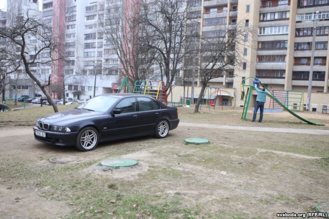 ÐÐ°ÑÐºÐ°Ð²Ð°ÑÑÐ° Ð½Ð° Ð³Ð°Ð·Ð¾Ð½Ð°Ñ Ñ Ð¼ÑÐ½ÑÐºÑÑ Ð´Ð²Ð°ÑÐ°Ñ ÑÐ¶Ð¾ ÑÑÐ°Ð»Ð° Ð½Ð¾ÑÐ¼Ð°Ð¹.