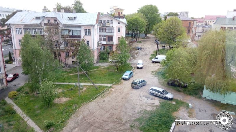 ÐÐ²Ð¾Ñ Ð² ÑÐ°Ð¼Ð¾Ð¼ ÑÐµÐ½ÑÑÐµ ÐÐ¾Ð¼ÐµÐ»Ñ Ð´ÐµÐ¹ÑÑÐ²Ð¸ÑÐµÐ»ÑÐ½Ð¾ Ð²ÑÐ³Ð»ÑÐ´Ð¸Ñ Ð½ÐµÑÑÐ¾Ð¶ÐµÐ½Ð½ÑÐ¼