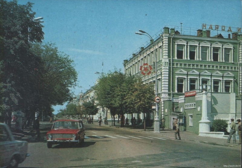 Ð¢Ð°ÐºÐ¸Ð¼ Ð·ÐµÐ»ÑÐ½ÑÐ¼ ÐÐ¾Ð¼ÐµÐ»Ñ Ð±ÑÐ» ÐºÐ¾Ð³Ð´Ð°-ÑÐ¾. Ð£Ð»Ð¸ÑÐ° Ð¡Ð¾Ð²ÐµÑÑÐºÐ°Ñ Ð² 1976 Ð³Ð¾Ð´Ñ.