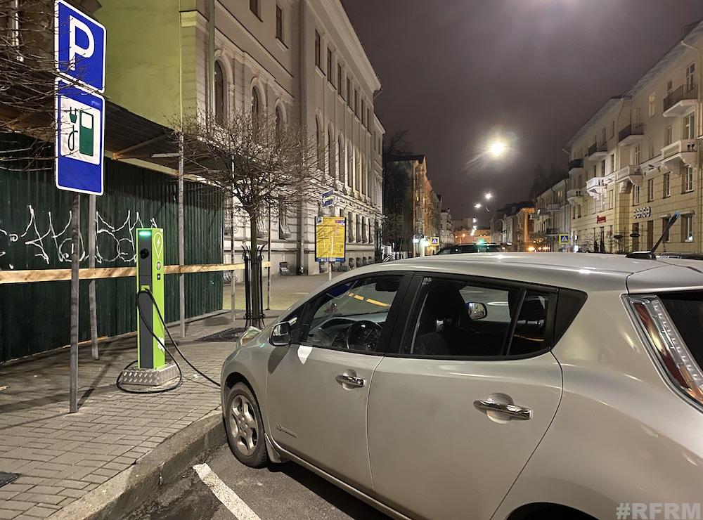 Ð­Ð»ÐµÐºÑÑÐ¾Ð·Ð°Ð¿ÑÐ°Ð²ÐºÐ° Ð½Ð° ÑÐ». ÐÐ°ÑÐ»Ð° ÐÐ°ÑÐºÑÐ° Ð² ÐÐ¸Ð½ÑÐºÐµ. Ð¤Ð¾ÑÐ¾: Reform.by