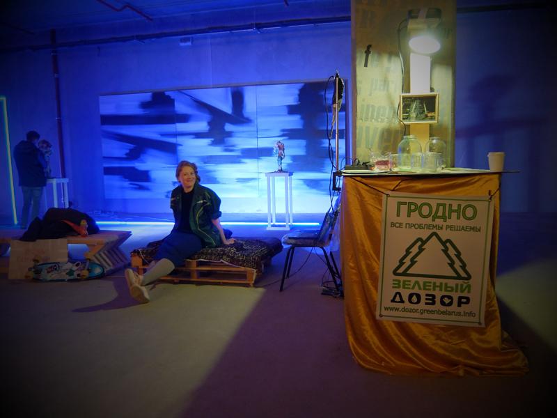 ÐÐ°Ð²ÐºÐ¸ Ð¸ ÑÑÐ¾Ð» Ð´Ð»Ñ Ð³ÑÐ°Ð²Ð¸ÑÐ¾Ð²ÐºÐ¸ ÑÐ´ÐµÐ»Ð°Ð½Ñ Ð¸Ð· Ð¿Ð¾Ð´Ð´Ð¾Ð½Ð¾Ð²