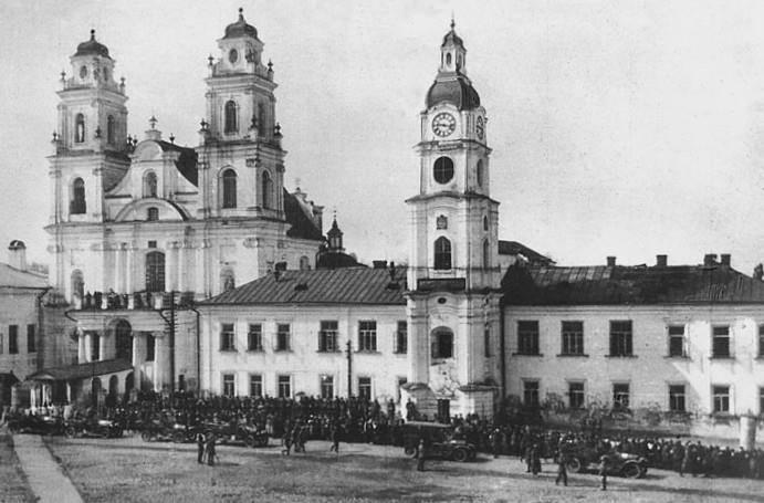 Ð&nbsp;Ð°Ð¹Ð¾Ð½ ÑÐµÐ³Ð¾Ð´Ð½ÑÑÐ½ÐµÐ¹ Ð¿Ð»Ð¾ÑÐ°Ð´Ð¸ Ð¡Ð²Ð¾Ð±Ð¾Ð´Ñ. ÐÐµÑÐ²Ð°Ñ Ð¿Ð¾Ð»Ð¾Ð²Ð¸Ð½Ð° Ð¥Ð¥ Ð²ÐµÐºÐ°.