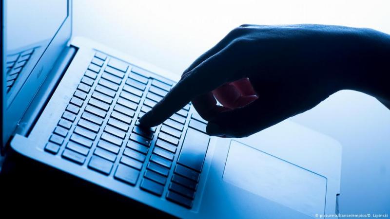 ÐÐ»Ñ Ð¿ÐµÑÐµÐ²Ð¾Ð´Ð° Ð¿Ð¾Ð¶ÐµÑÑÐ²Ð¾Ð²Ð°Ð½Ð¸Ð¹ Ð¸ÑÐ¿Ð¾Ð»ÑÐ·ÑÑÑÑÑ ÑÐ°Ð½Ð´ÑÐ°Ð¹Ð·ÐµÑ Facebook, Ð¿Ð»Ð¾ÑÐ°Ð´ÐºÐ¸ PayPal Ð¸ GoFundMe