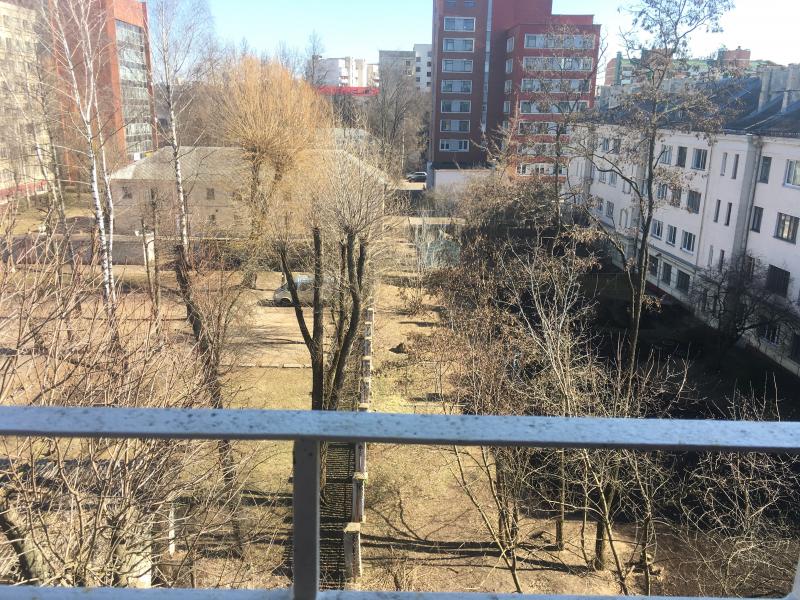ÐÐ²Ð¾ÑÐ¾Ð²Ð°Ñ ÑÐµÑÑÐ¸ÑÐ¾ÑÐ¸Ñ Ð¼ÐµÐ¶Ð´Ñ Ð´Ð¾Ð¼Ð°Ð¼Ð¸ 12 Ð¸ 14 Ð¿Ð¾ ÑÐ». Ð§ÐµÑÐ½ÑÑÐµÐ²ÑÐºÐ¾Ð³Ð¾. Ð¢ÑÑ Ð¿Ð»Ð°Ð½Ð¸ÑÑÑÑ Ð¿Ð¾ÑÑÑÐ¾Ð¸ÑÑ Ð´Ð¾ÑÑÐ³Ð¾Ð²ÑÐ¹ ÑÐµÐ½ÑÑ Ñ Ð¾ÑÐºÑÑÑÑÐ¼ Ð¿Ð°ÑÐºÐ¸Ð½Ð³Ð¾Ð¼ Ð½Ð° 360 Ð¼Ð°ÑÐ¸Ð½Ð¾Ð¼ÐµÑÑ.