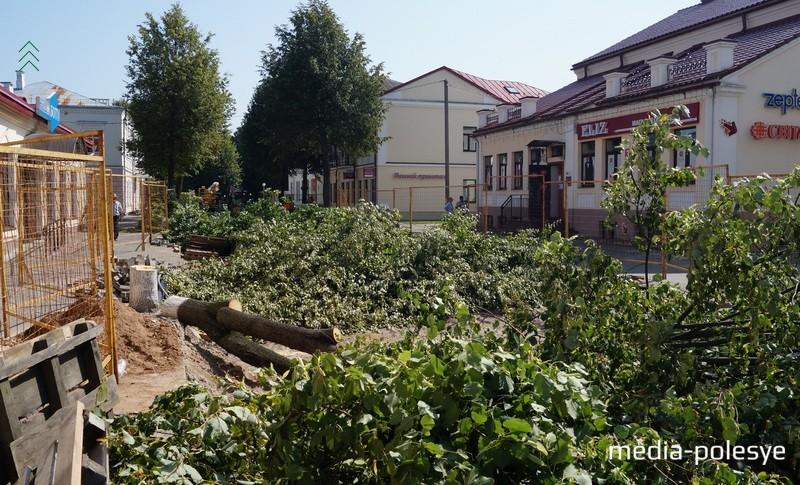 Ð­ÑÐ¸ Ð»Ð¸Ð¿Ñ, ÐºÐ¾ÑÐ¾ÑÑÐµ Ð²Ð¸Ð´Ð½ÐµÑÑÑÑ Ð²Ð´Ð°Ð»Ð¸, ÑÐºÐ¾ÑÐ¾ ÑÐ¾Ð¶Ðµ ÑÐ¿Ð¸Ð»ÑÑ