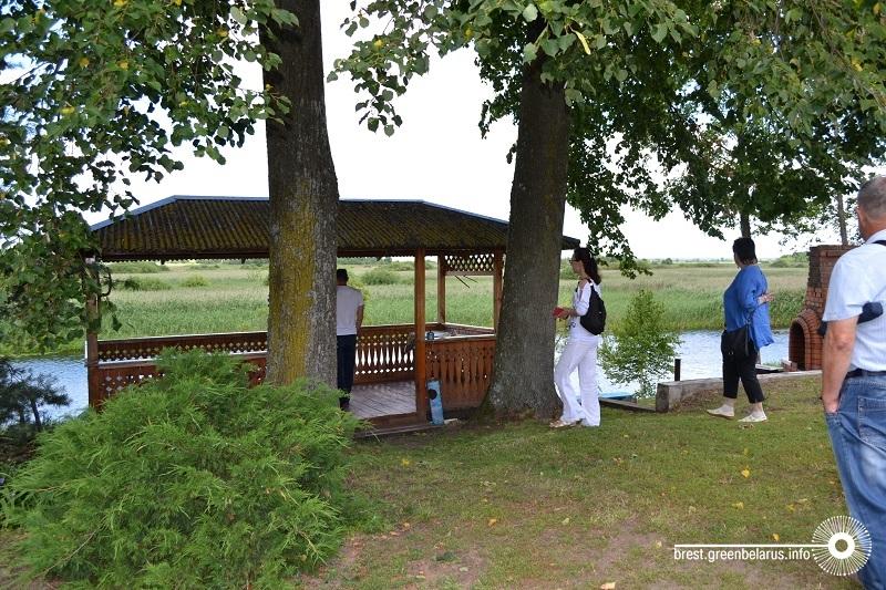 ÐÐµÑÐµÐ´ÐºÐ° Ð² ÑÑÐ°Ð´ÑÐ±Ðµ Â«Ð¢Ð¸ÑÐ°Ñ ÐÐ°Ð²Ð¾Ð´ÑÂ»